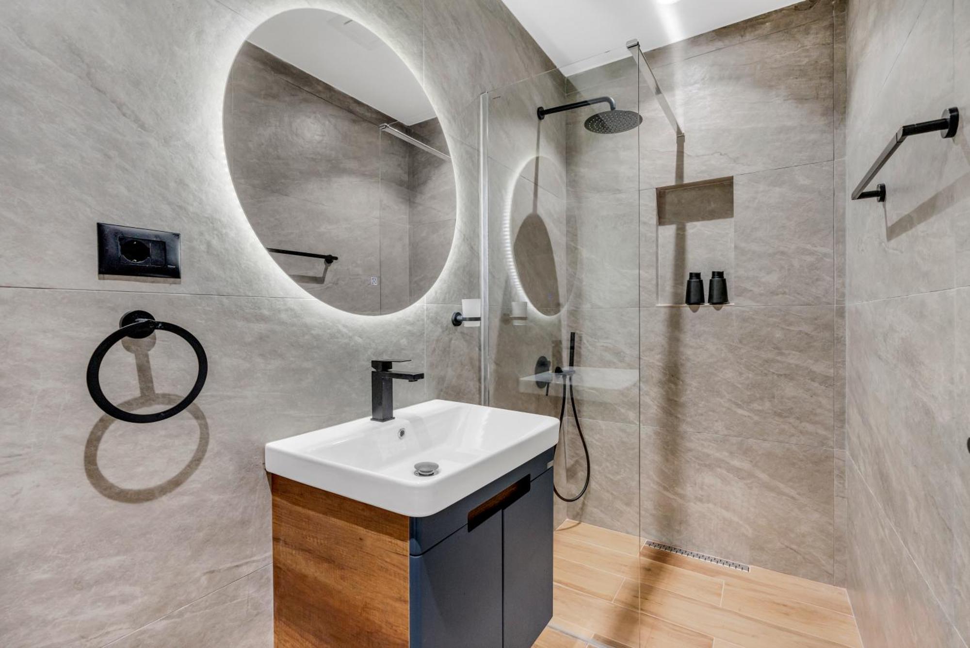 The Nook City Centre En Suite Берат Екстериор снимка