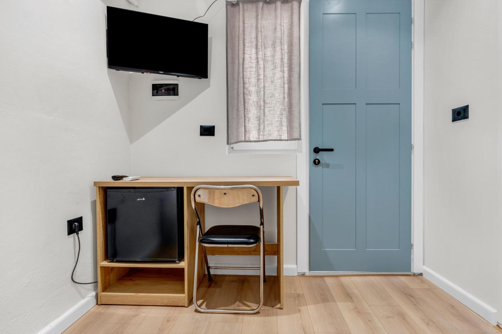 The Nook City Centre En Suite Берат Екстериор снимка